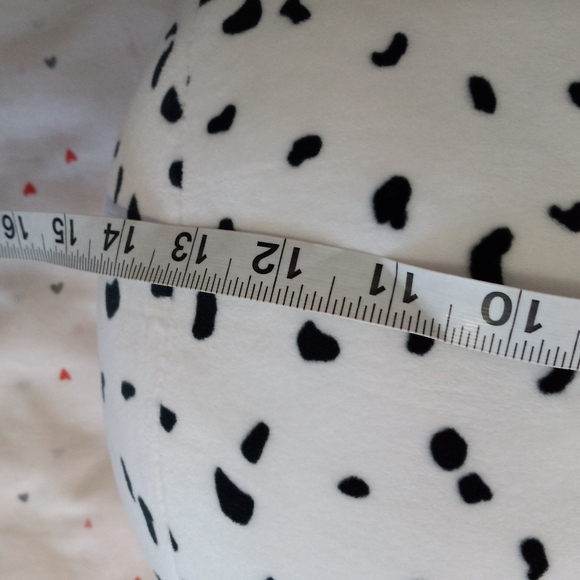 NEW SQUISH TY BLACK AND WHITE FETCH STUFFED TOY. - Picture 4 of 5